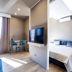 Amazing New With Beautiful View From Moscova Group Milano